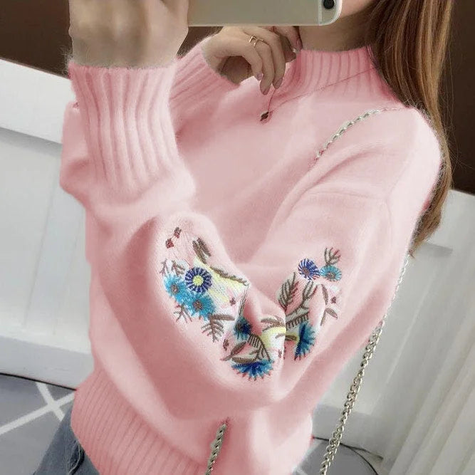 Thick knit cashmere sweater with floral embroidery