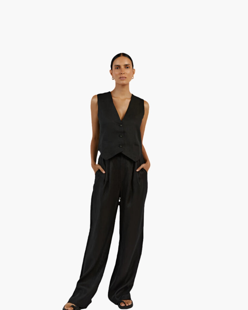 Classy Lady - Two-Piece Linen Set